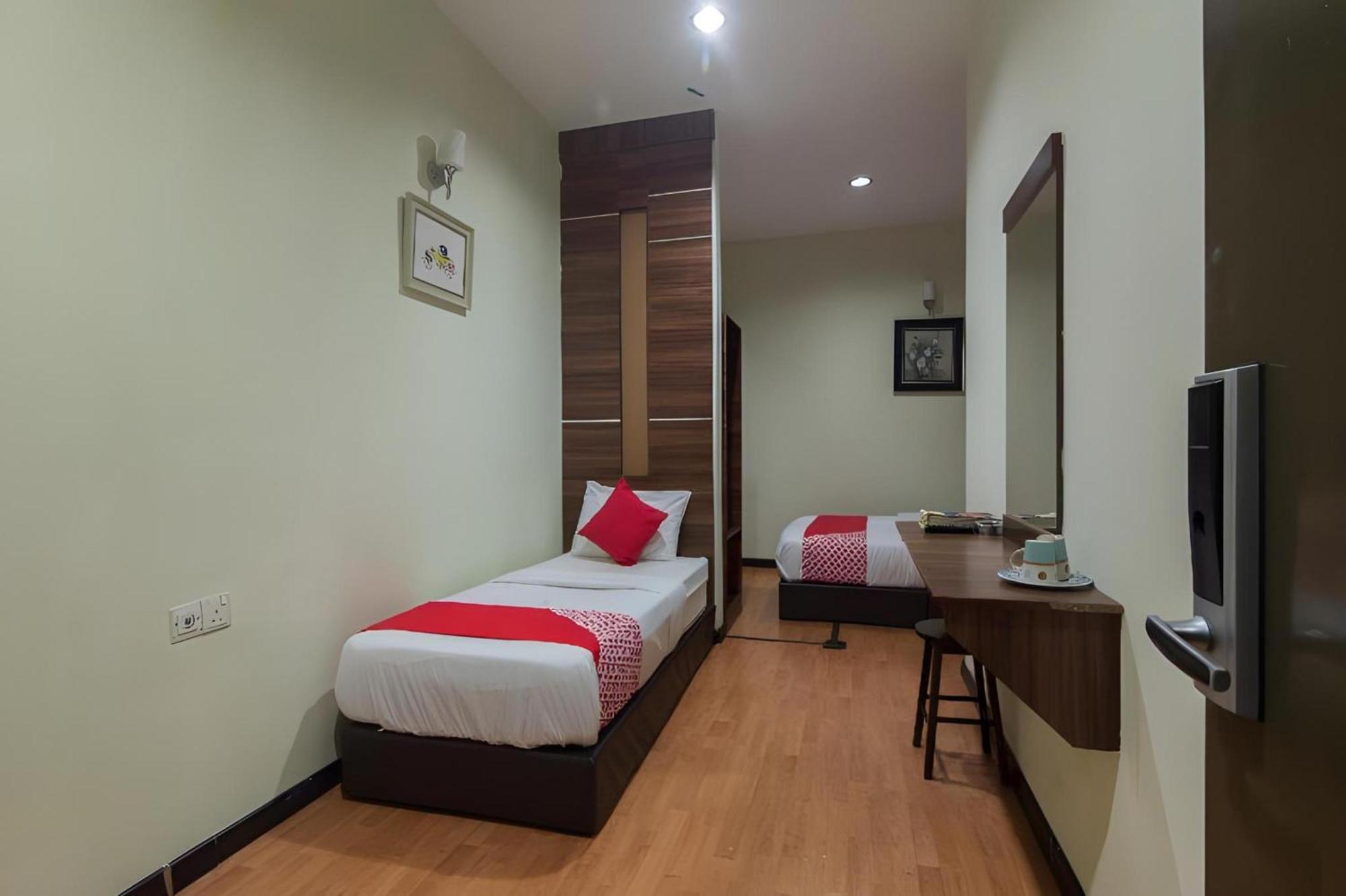 Capital O 812 Hotel Smc Seksyen 13 Shah Alam Exterior photo