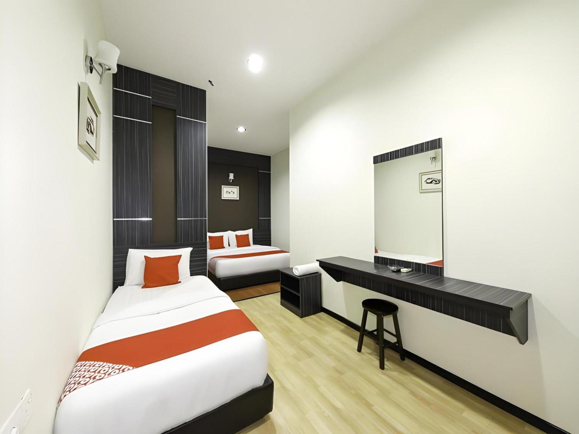 Capital O 812 Hotel Smc Seksyen 13 Shah Alam Exterior photo
