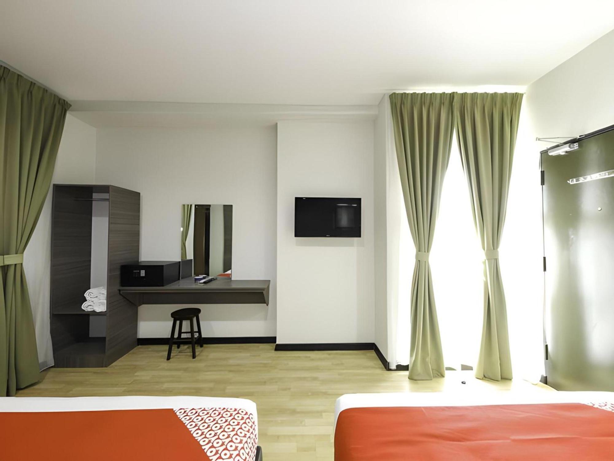 Capital O 812 Hotel Smc Seksyen 13 Shah Alam Exterior photo